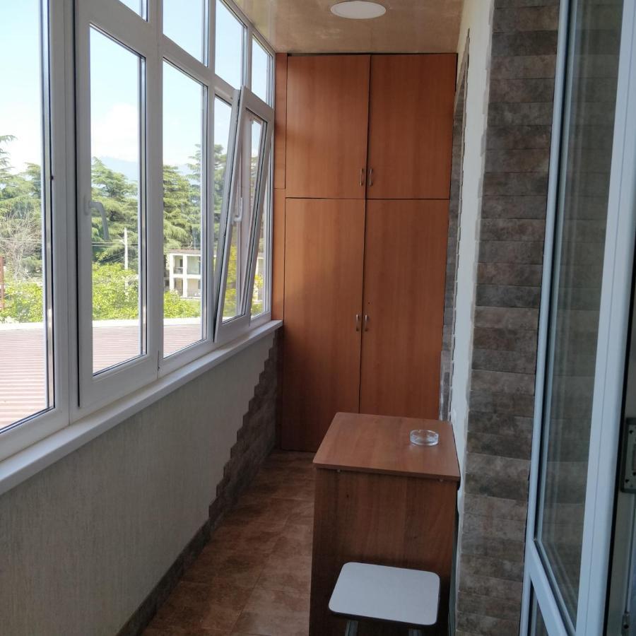 Flat near the sea Apartment Pizunda Exterior photo